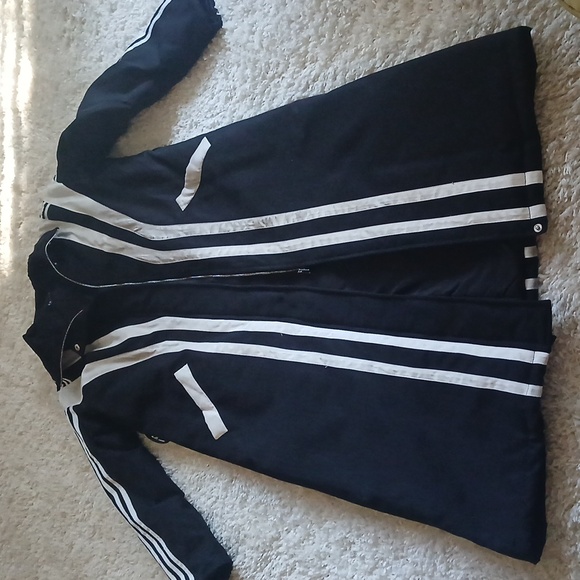 USED Colorblock Trench - Picture 9 of 14